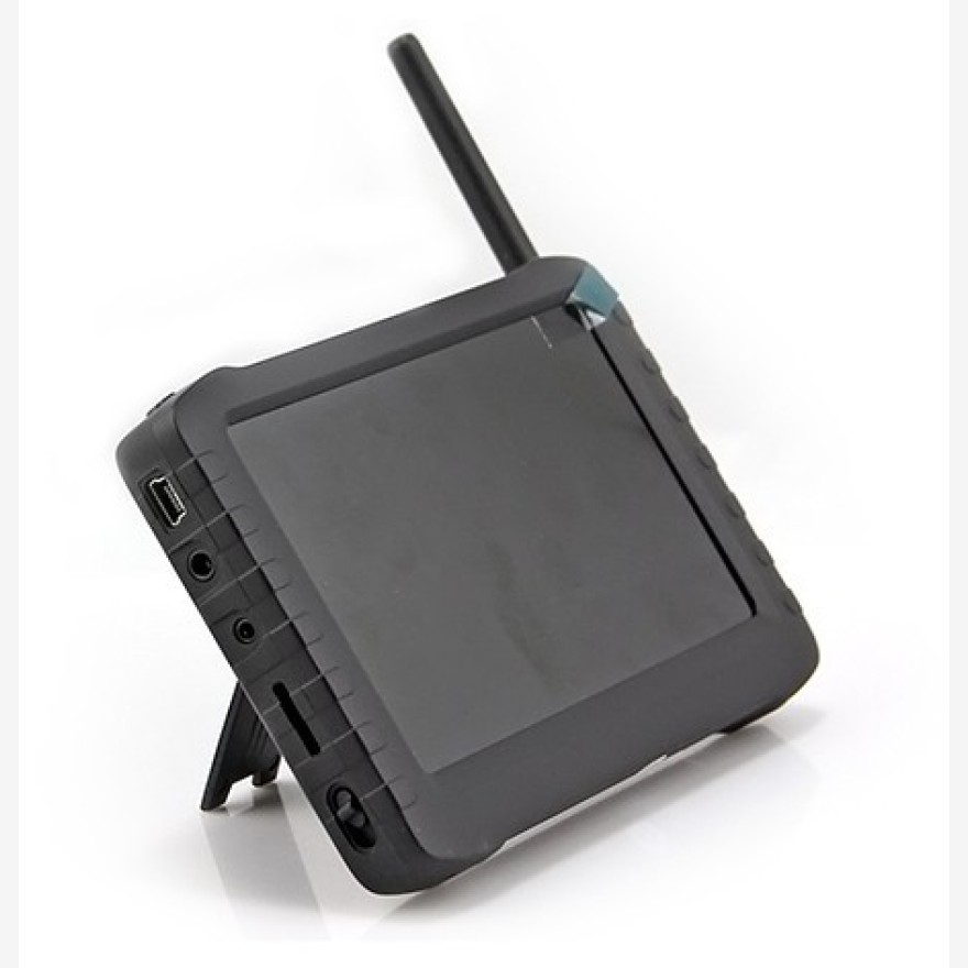 FPV Komplettpaket: Portabler 5 Zoll Berry Monitor mit 5,8GHz Türspion Funkkamera FPV Komplettpaket: Portabler 5 Zoll Berry Monitor mit 5,8GHz Türspion Funkkamera
