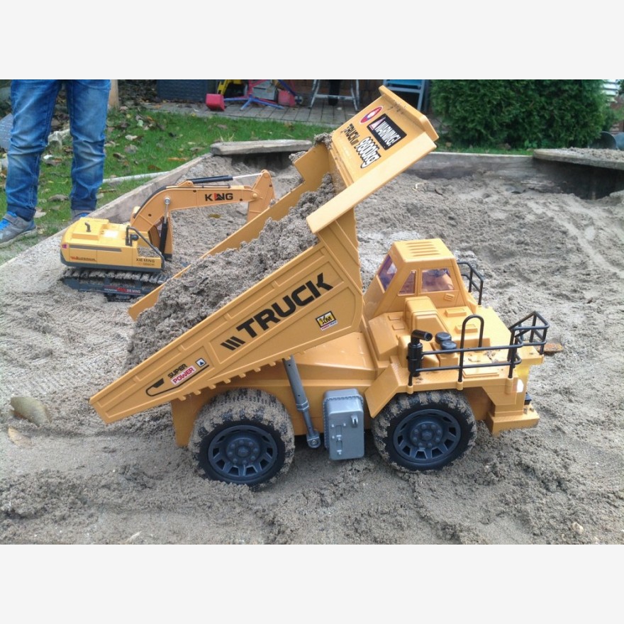 2er Pack: Bagger + Bau Kipper ferngesteuert mit Licht & Sound 2er Pack: Bagger + Bau Kipper ferngesteuert mit Licht & Sound