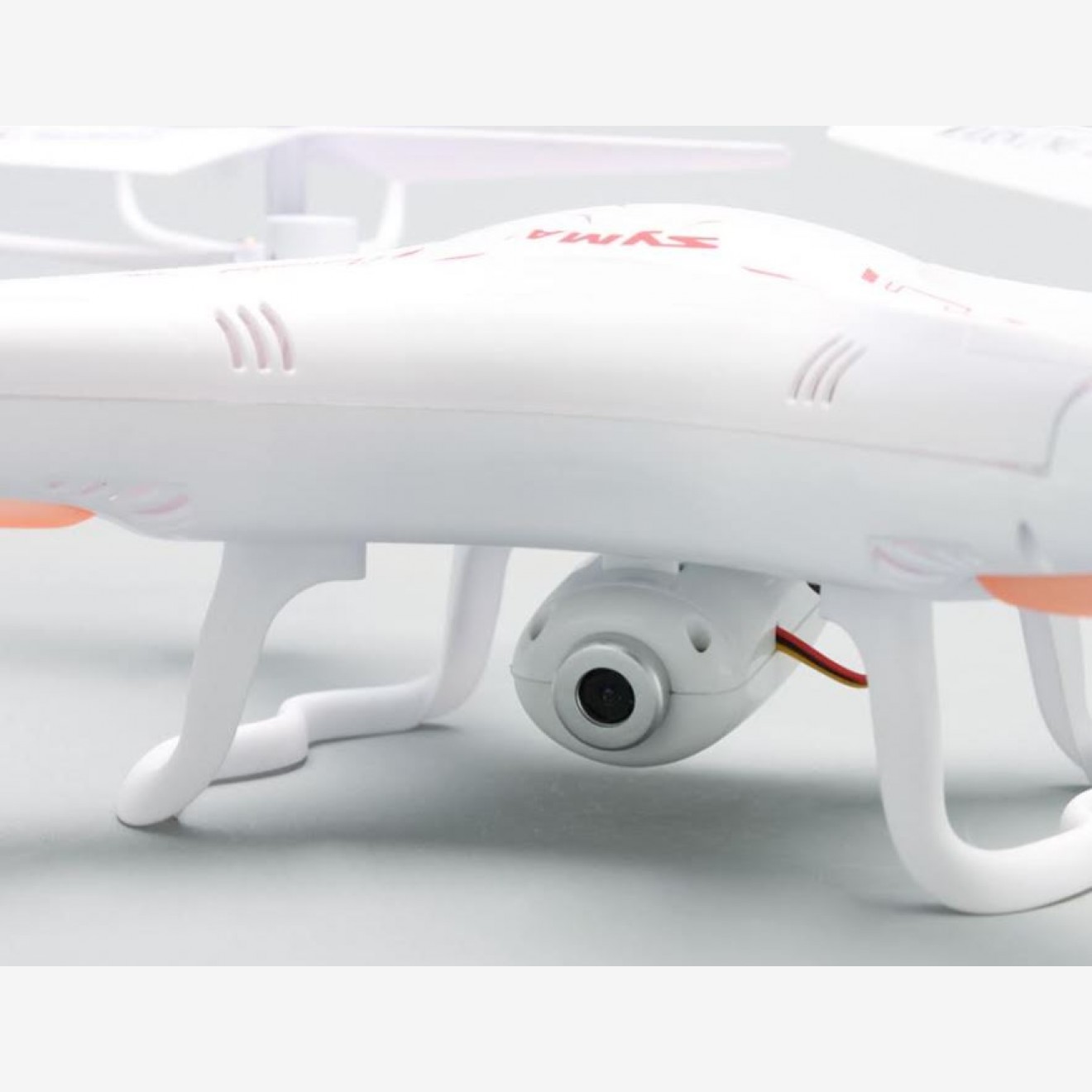 Drohne Multikopter X5C mit HD-Kamera R/C funkgesteuert mit 3D Flip Hammer! Drohne Multikopter X5C mit HD-Kamera R/C funkgesteuert mit 3D Flip Hammer!