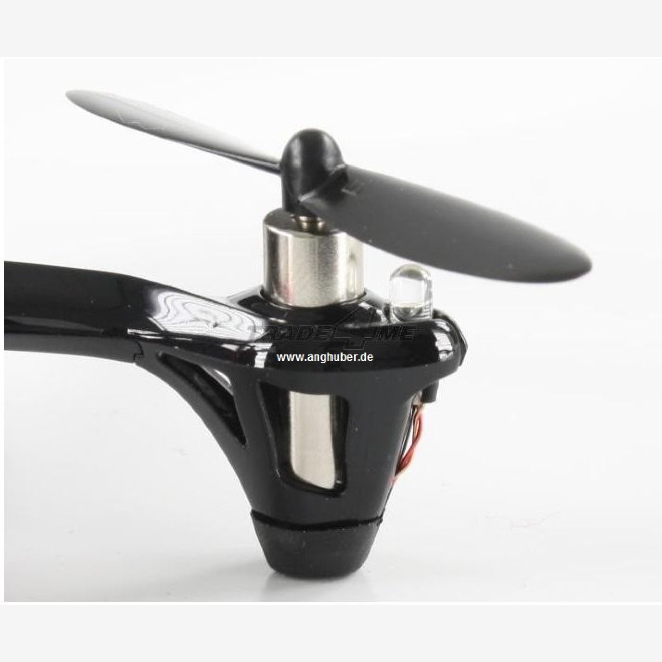 H107 L Hubsan X4 Mini Quadcopter Ufo mit LED-Beleuchtung und LCD Fernsteuerung H107 L Hubsan X4 Mini Quadcopter Ufo mit LED-Beleuchtung und LCD Fernsteuerung